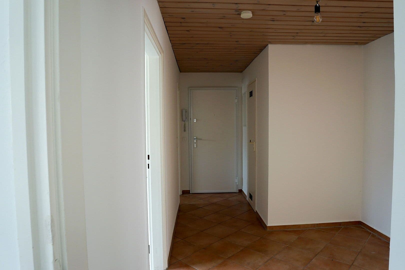 Pronájem bytu 3+1 73 m², Linus-Funke-Weg 4, München, Bavorsko Pronájem bytu 3+1 73 m², Linus-Funke-Weg 4, München, Bavorsko