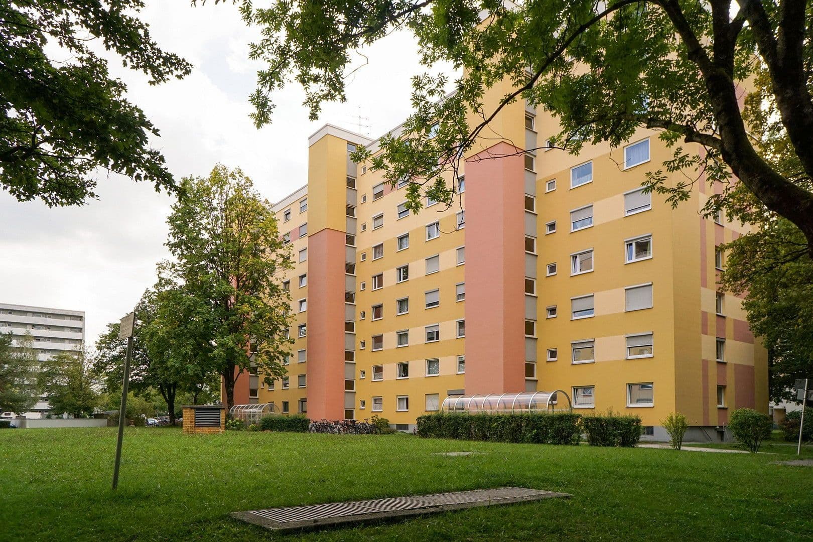 Pronájem bytu 3+1 73 m², Linus-Funke-Weg 4, München, Bavorsko Pronájem bytu 3+1 73 m², Linus-Funke-Weg 4, München, Bavorsko