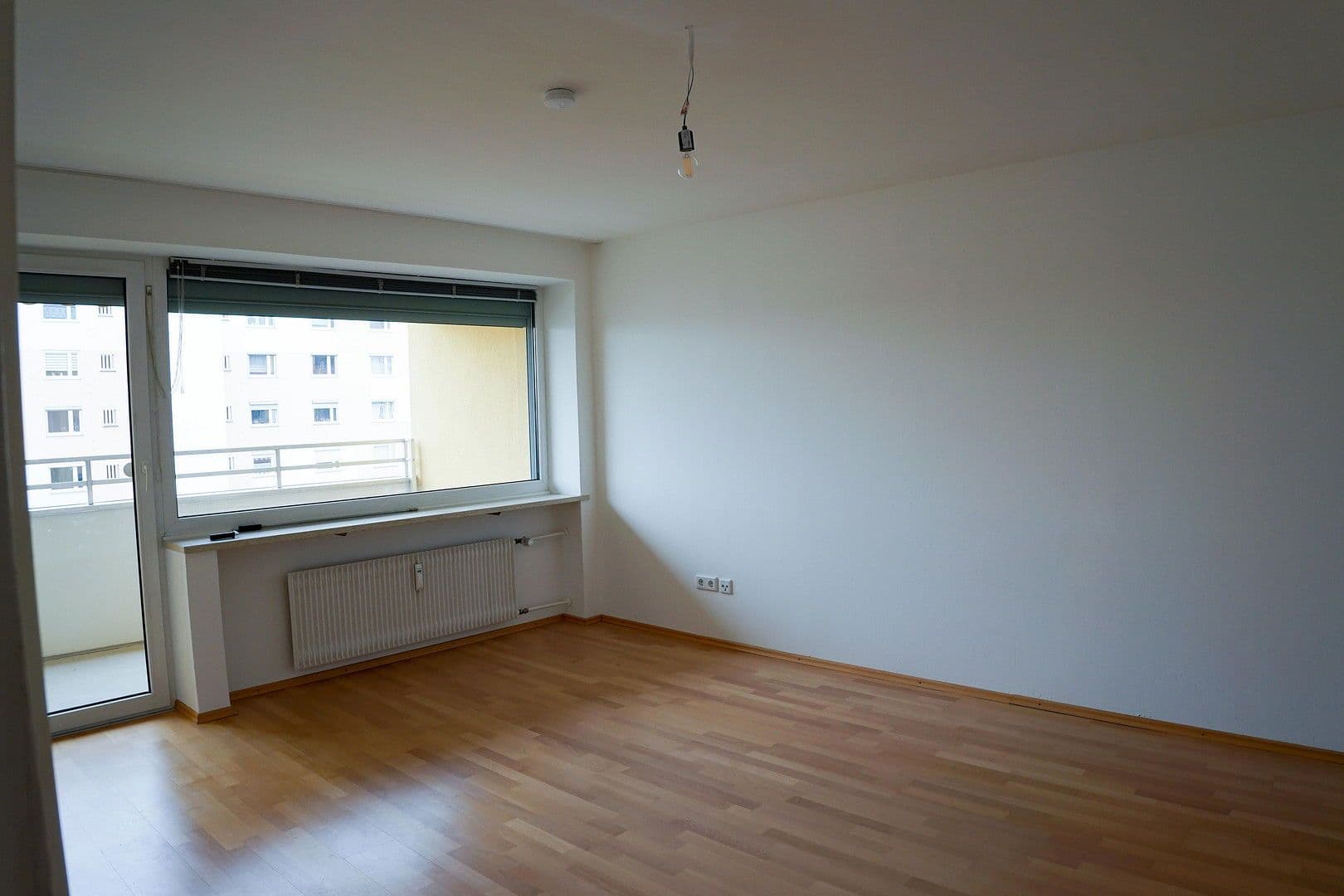 Pronájem bytu 3+1 73 m², Linus-Funke-Weg 4, München, Bavorsko Pronájem bytu 3+1 73 m², Linus-Funke-Weg 4, München, Bavorsko