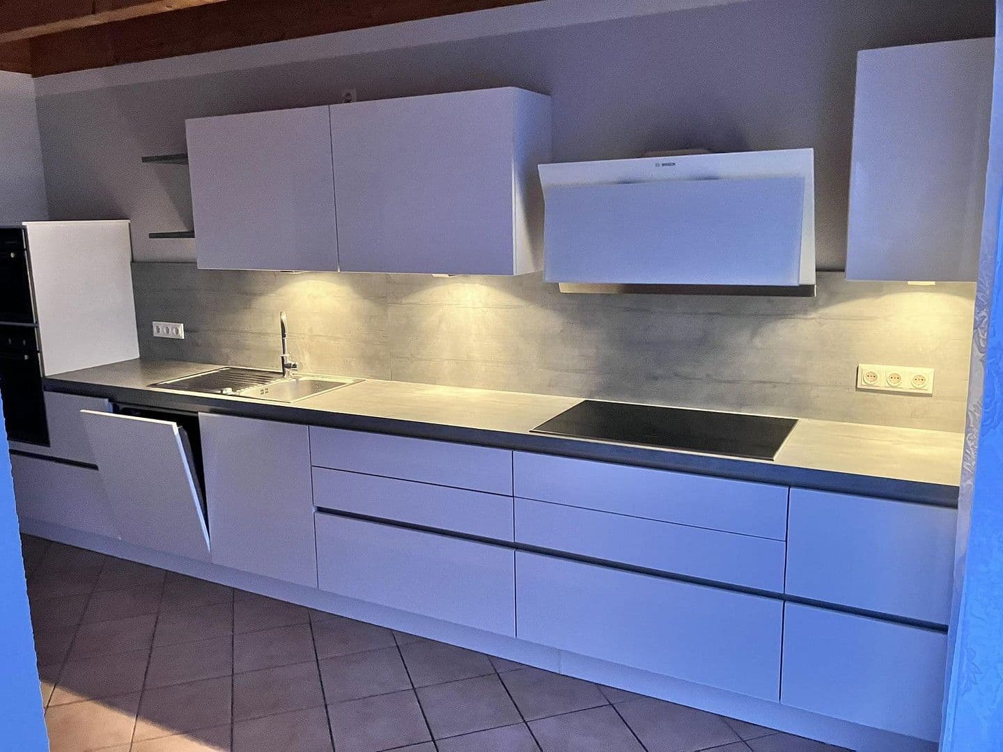 Prodej domu 200 m², pozemek 713 m², Niederwihl 95, Görwihl, Bádensko-Württembersko Prodej domu 200 m², pozemek 713 m², Niederwihl 95, Görwihl, Bádensko-Württembersko