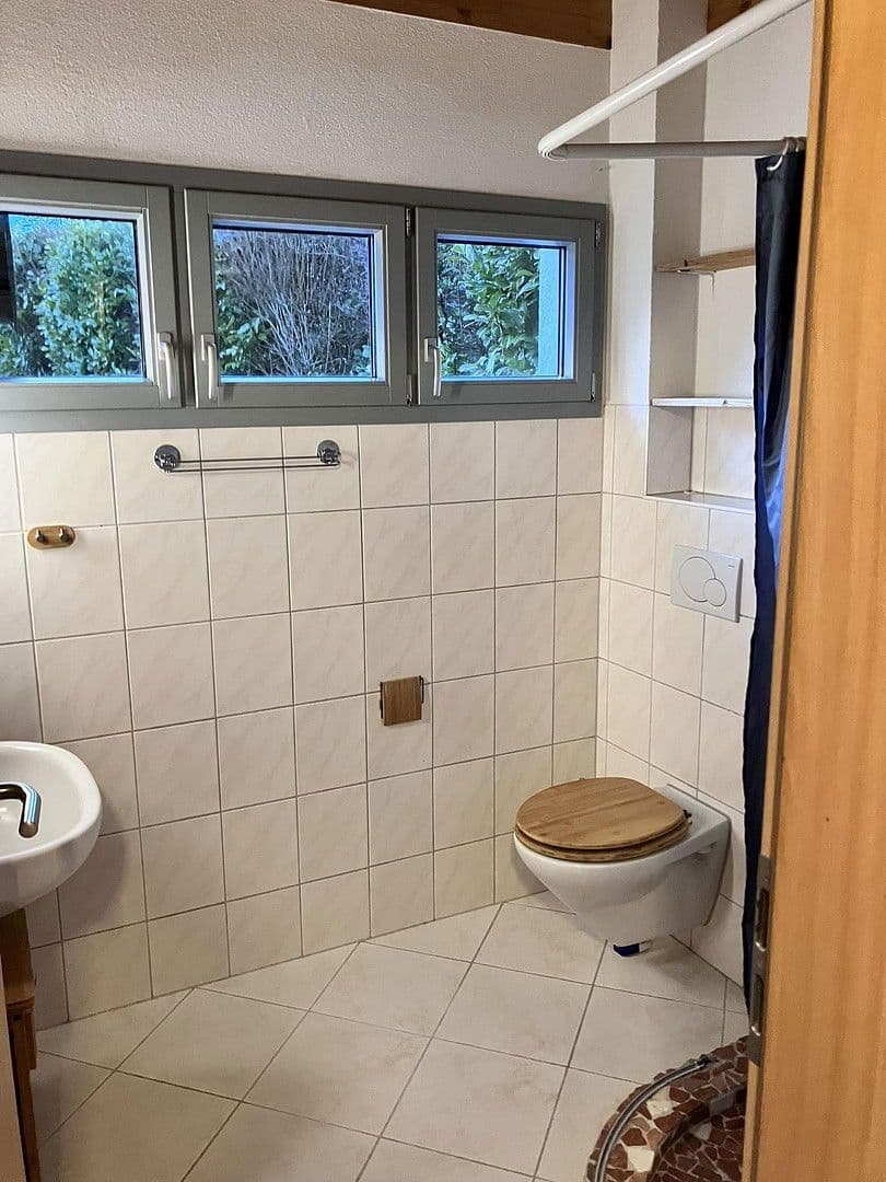 Prodej domu 200 m², pozemek 713 m², Niederwihl 95, Görwihl, Bádensko-Württembersko Prodej domu 200 m², pozemek 713 m², Niederwihl 95, Görwihl, Bádensko-Württembersko