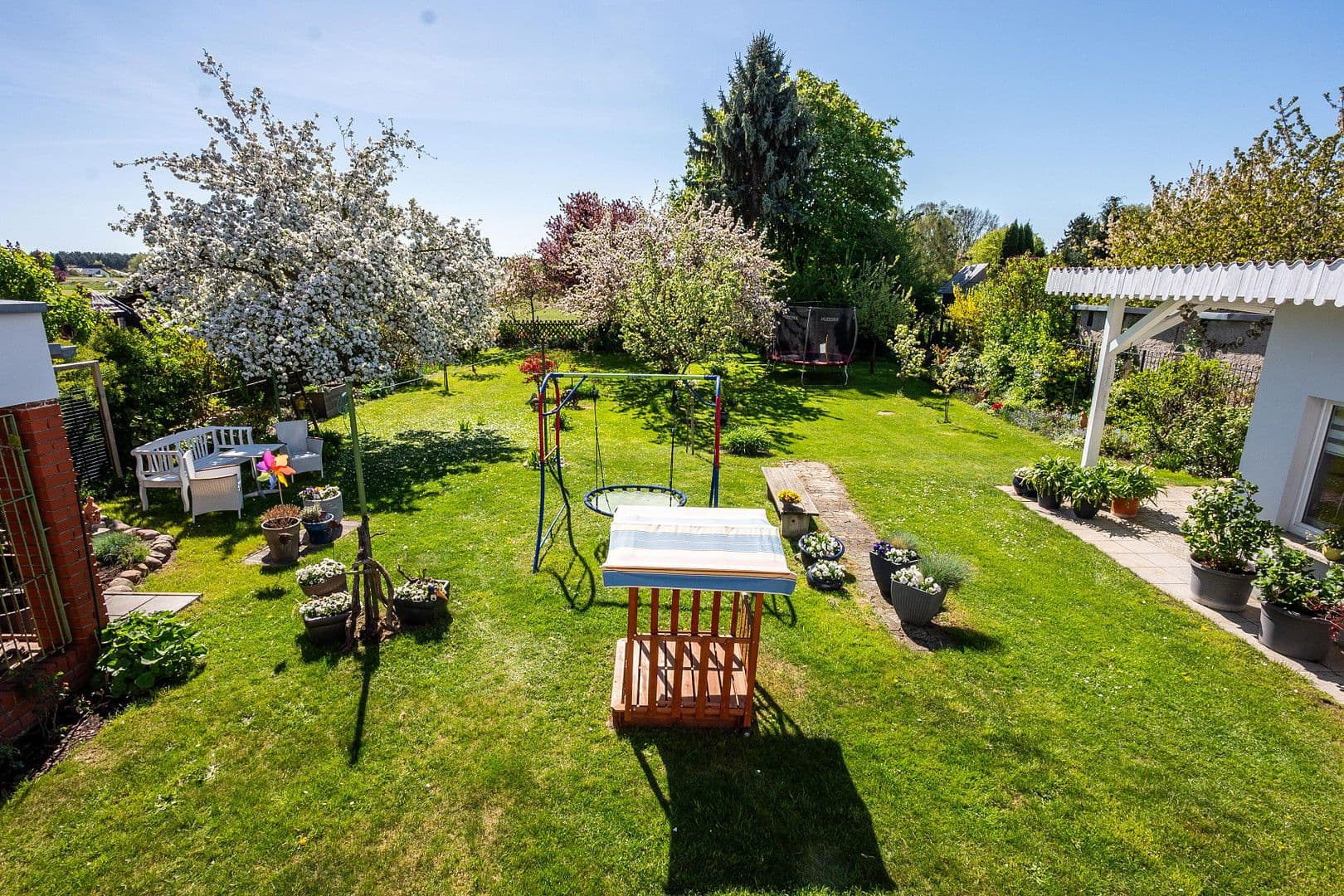 Prodej domu 145 m², pozemek 987 m², Stralsunder Straße 18, Ueckermünde, Mecklenburg-Vorpommern Prodej domu 145 m², pozemek 987 m², Stralsunder Straße 18, Ueckermünde, Mecklenburg-Vorpommern