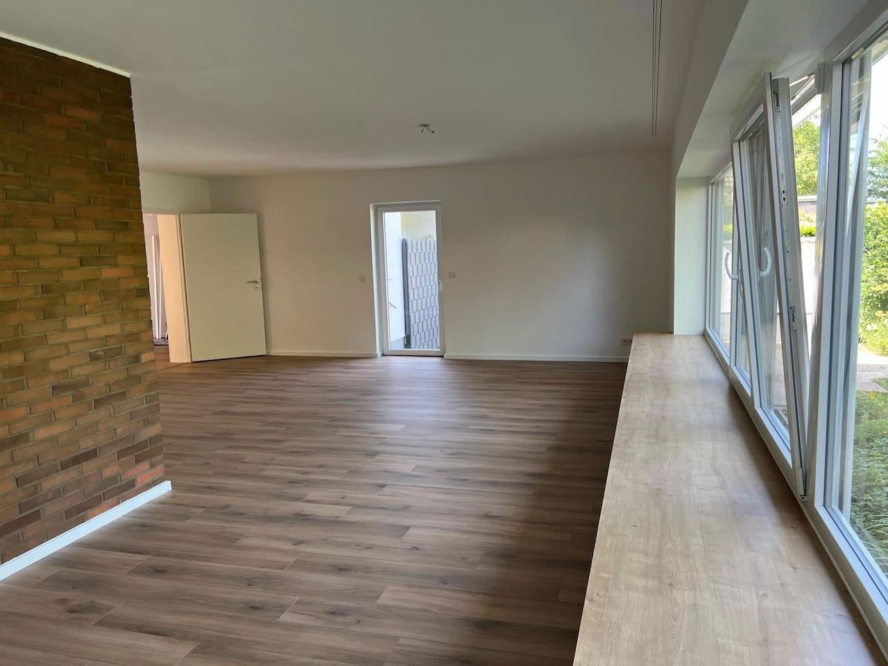 Prodej domu 273 m², pozemek 551 m², Erftstadt, Severní Porýní-Vestfálsko Prodej domu 273 m², pozemek 551 m², Erftstadt, Severní Porýní-Vestfálsko