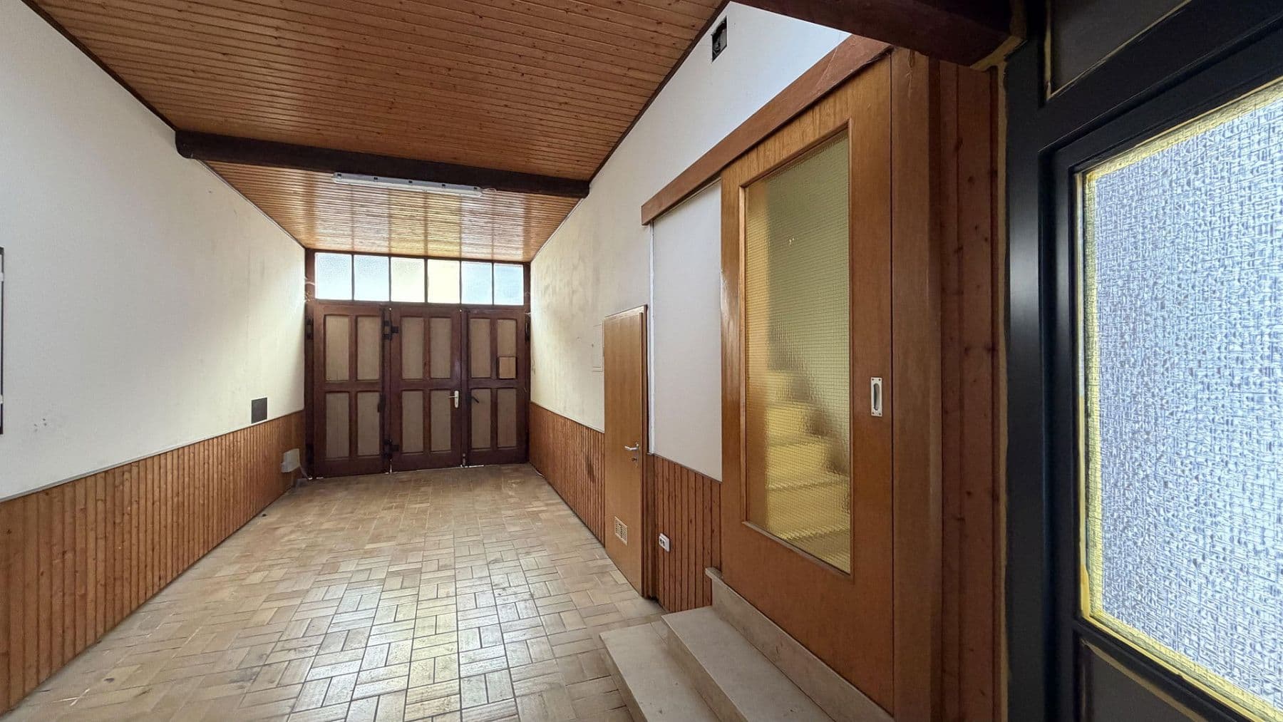 Pronájem domu 175 m², pozemek 400 m², Plankstadt, Bádensko-Württembersko Pronájem domu 175 m², pozemek 400 m², Plankstadt, Bádensko-Württembersko