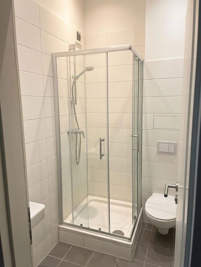 Prodej bytu 1+kk 50 m², Binger Straße 87, Berlin, Berlín Prodej bytu 1+kk 50 m², Binger Straße 87, Berlin, Berlín