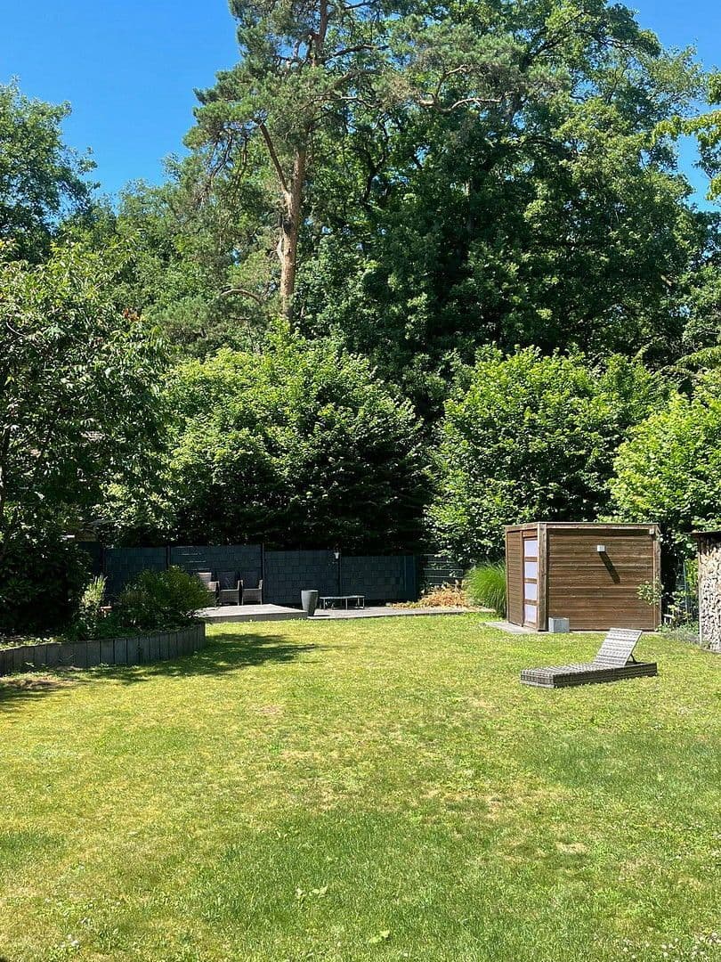 Prodej domu 250 m², pozemek 1.062 m², Rösrath, Severní Porýní-Vestfálsko Prodej domu 250 m², pozemek 1.062 m², Rösrath, Severní Porýní-Vestfálsko