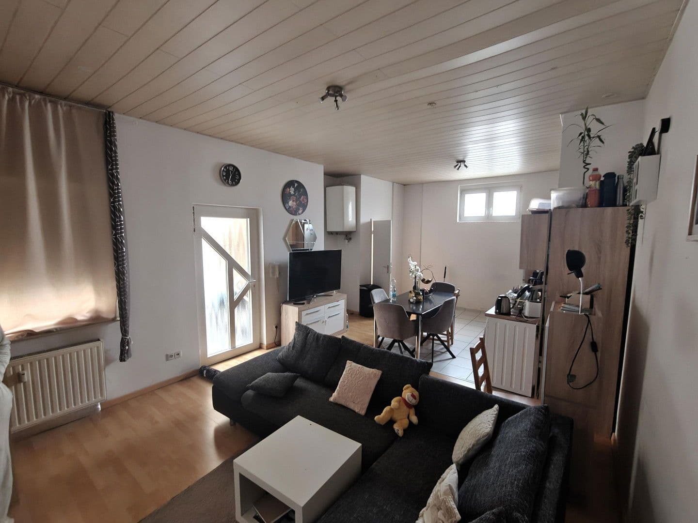 Pronájem bytu 2+1 45 m², Käfertaler Strasse 191, Mannheim, Bádensko-Württembersko Pronájem bytu 2+1 45 m², Käfertaler Strasse 191, Mannheim, Bádensko-Württembersko