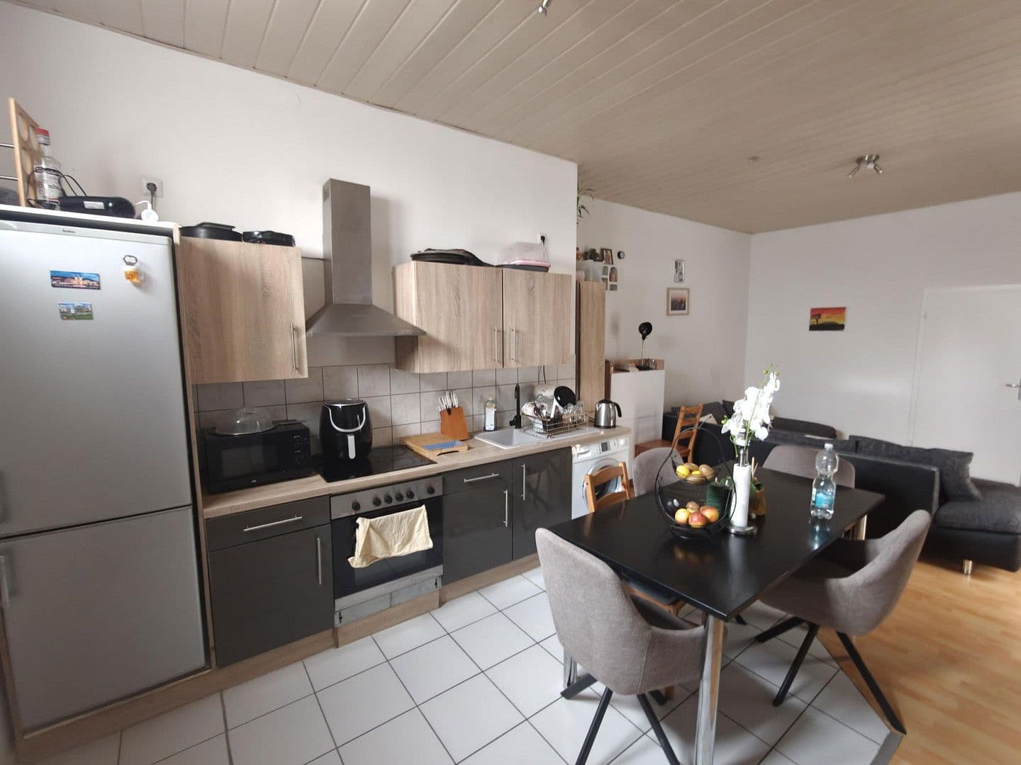 Pronájem bytu 2+1 45 m², Käfertaler Strasse 191, Mannheim, Bádensko-Württembersko Pronájem bytu 2+1 45 m², Käfertaler Strasse 191, Mannheim, Bádensko-Württembersko