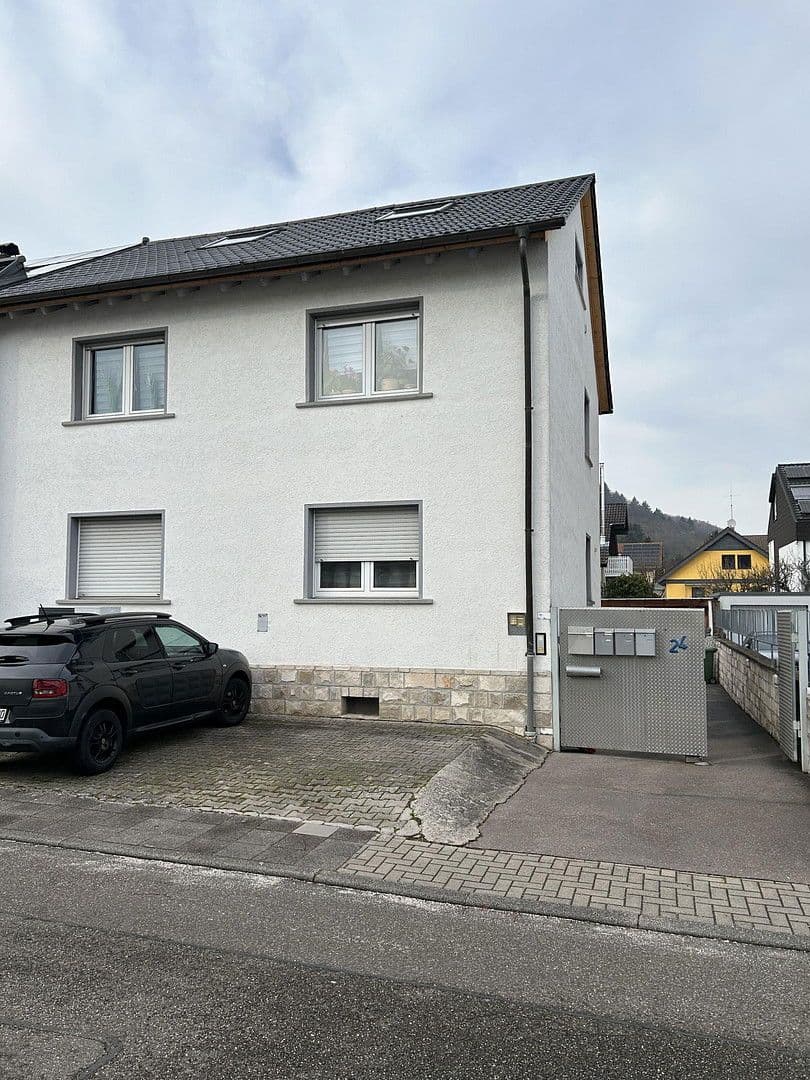 Prodej domu 212 m², pozemek 340 m², Pfinztal, Bádensko-Württembersko Prodej domu 212 m², pozemek 340 m², Pfinztal, Bádensko-Württembersko