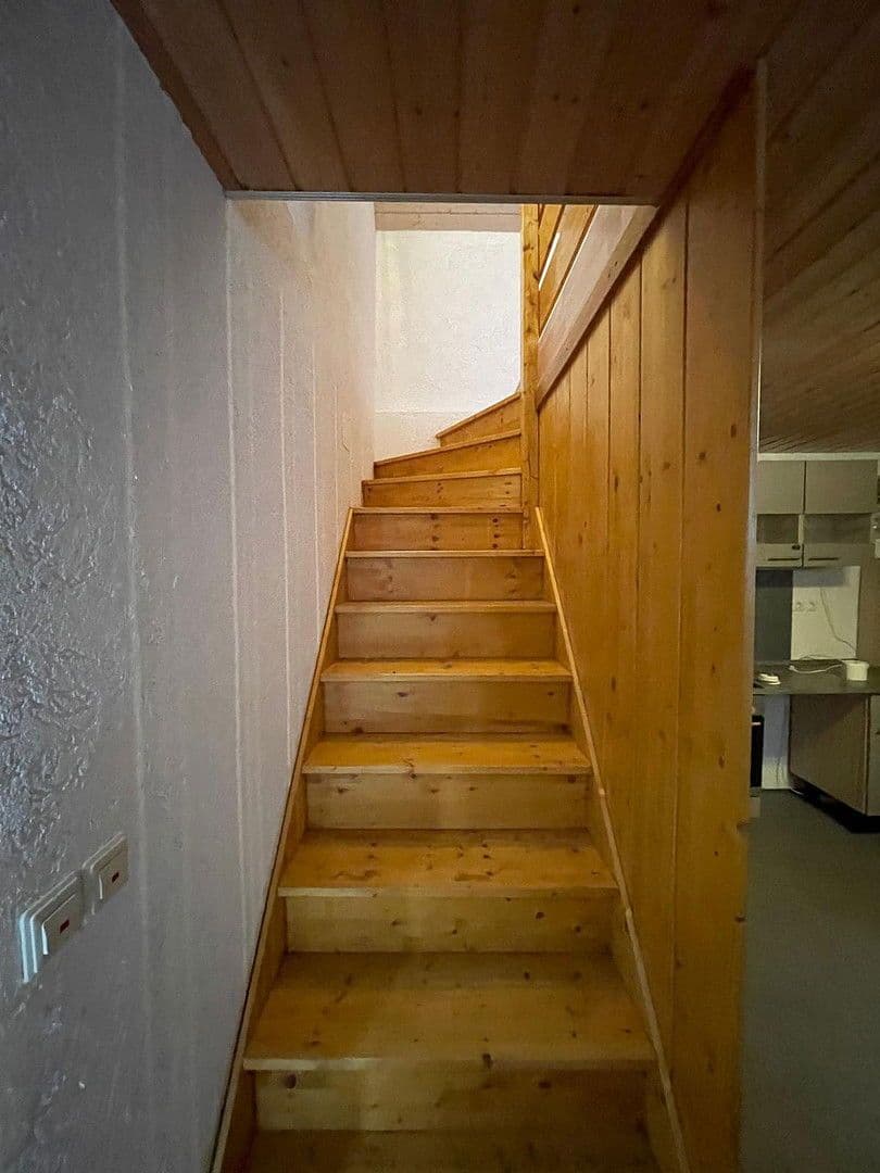 Prodej domu 212 m², pozemek 340 m², Pfinztal, Bádensko-Württembersko Prodej domu 212 m², pozemek 340 m², Pfinztal, Bádensko-Württembersko