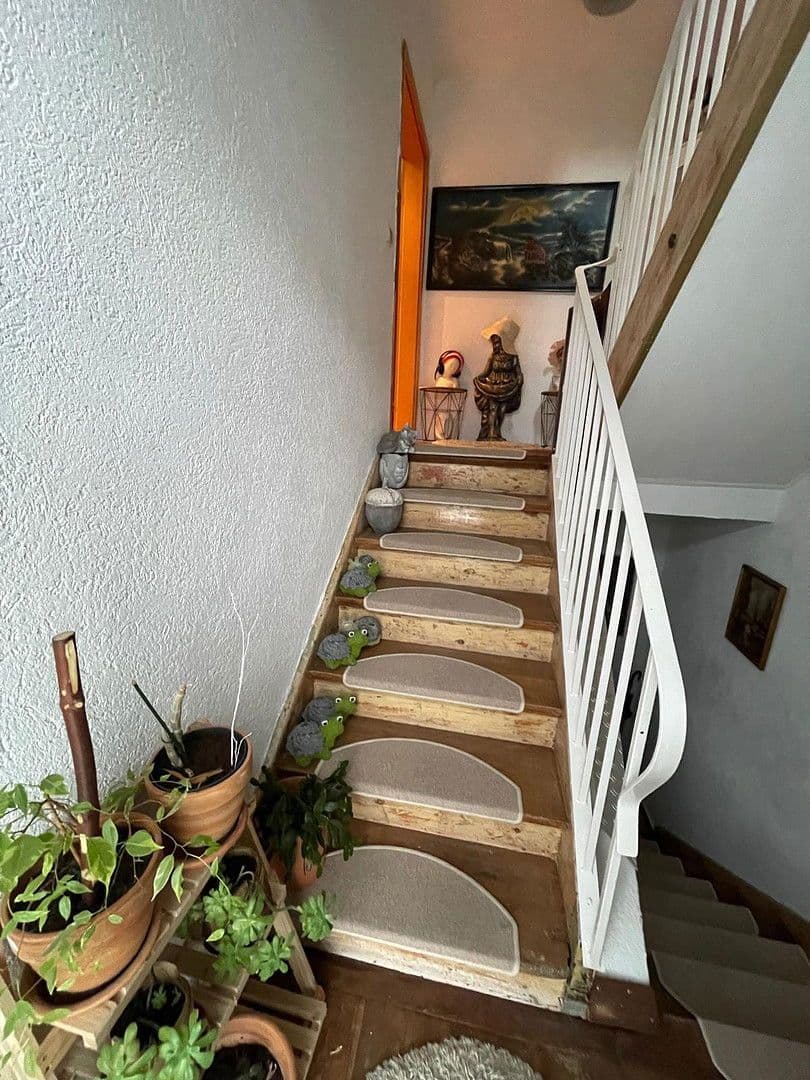 Prodej domu 212 m², pozemek 340 m², Pfinztal, Bádensko-Württembersko Prodej domu 212 m², pozemek 340 m², Pfinztal, Bádensko-Württembersko