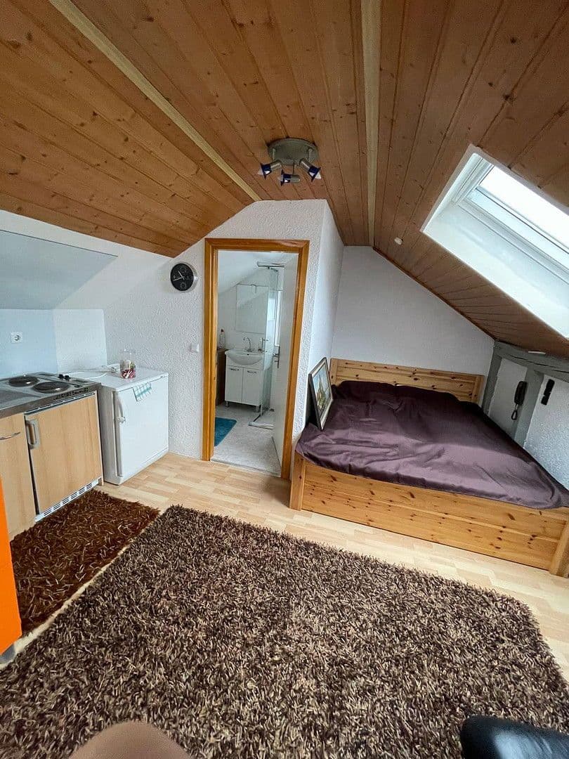 Prodej domu 212 m², pozemek 340 m², Pfinztal, Bádensko-Württembersko Prodej domu 212 m², pozemek 340 m², Pfinztal, Bádensko-Württembersko