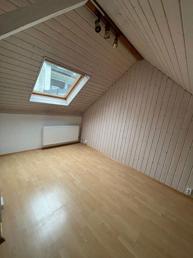 Prodej domu 212 m², pozemek 340 m², Pfinztal, Bádensko-Württembersko Prodej domu 212 m², pozemek 340 m², Pfinztal, Bádensko-Württembersko