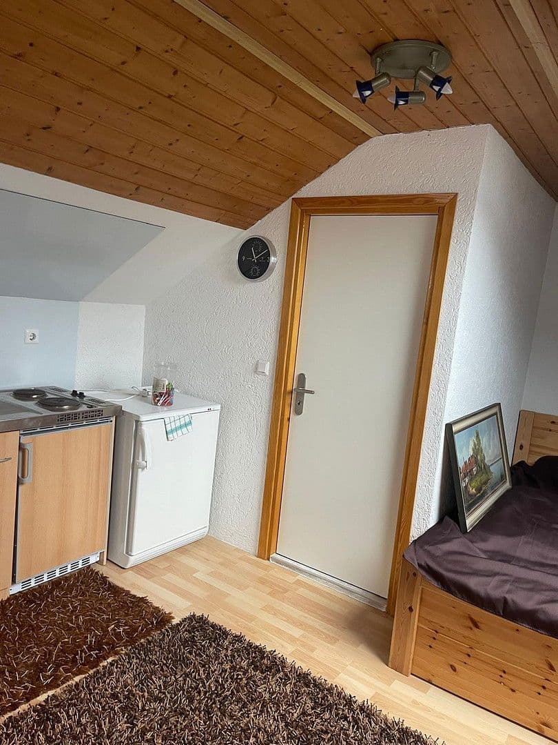 Prodej domu 212 m², pozemek 340 m², Pfinztal, Bádensko-Württembersko Prodej domu 212 m², pozemek 340 m², Pfinztal, Bádensko-Württembersko