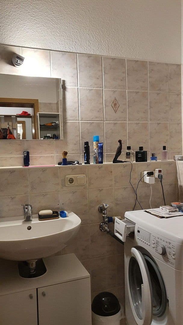 Pronájem bytu 2+1 50 m², Goethestraße 2, Halle (Saale), Sasko-Anhaltsko Pronájem bytu 2+1 50 m², Goethestraße 2, Halle (Saale), Sasko-Anhaltsko