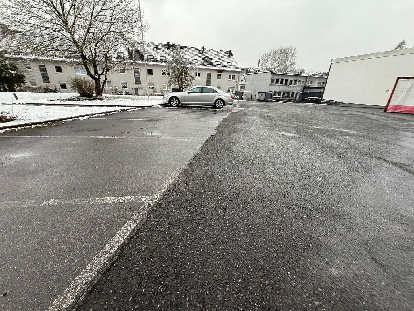 Pronájem nebytového prostoru 4.000 m², Beule 74, Wuppertal, Severní Porýní-Vestfálsko Pronájem nebytového prostoru 4.000 m², Beule 74, Wuppertal, Severní Porýní-Vestfálsko