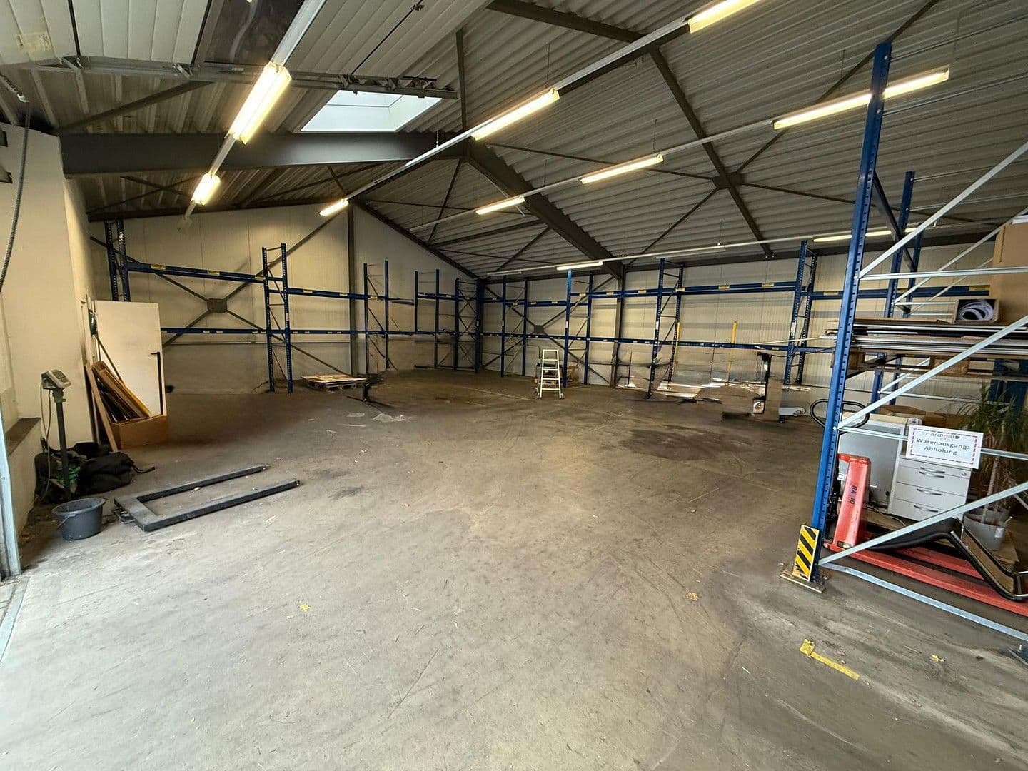 Pronájem nebytového prostoru 4.000 m², Beule 74, Wuppertal, Severní Porýní-Vestfálsko Pronájem nebytového prostoru 4.000 m², Beule 74, Wuppertal, Severní Porýní-Vestfálsko