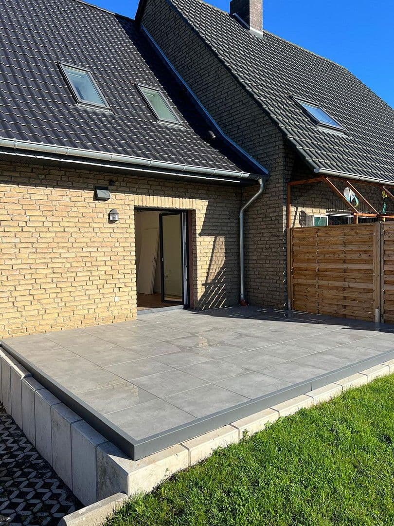 Prodej domu 108 m², pozemek 306 m², Lübbecke, Severní Porýní-Vestfálsko Prodej domu 108 m², pozemek 306 m², Lübbecke, Severní Porýní-Vestfálsko