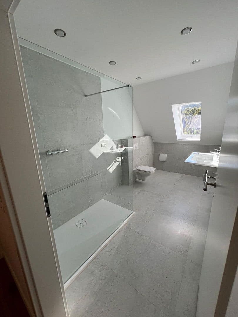 Prodej domu 108 m², pozemek 306 m², Lübbecke, Severní Porýní-Vestfálsko Prodej domu 108 m², pozemek 306 m², Lübbecke, Severní Porýní-Vestfálsko