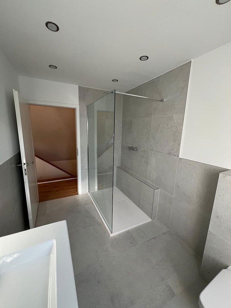 Prodej domu 108 m², pozemek 306 m², Lübbecke, Severní Porýní-Vestfálsko Prodej domu 108 m², pozemek 306 m², Lübbecke, Severní Porýní-Vestfálsko