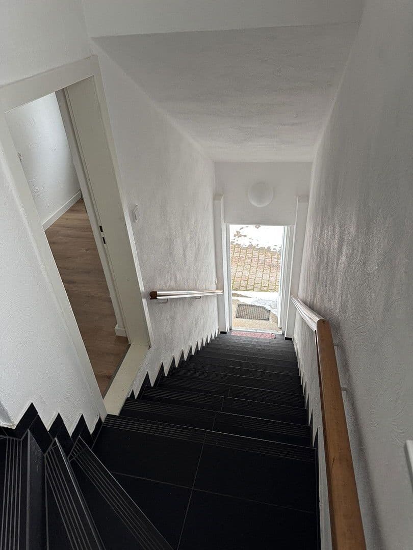 Pronájem bytu 2+1 65 m², Wendenstr. 26, Braunschweig, Dolní Sasko Pronájem bytu 2+1 65 m², Wendenstr. 26, Braunschweig, Dolní Sasko