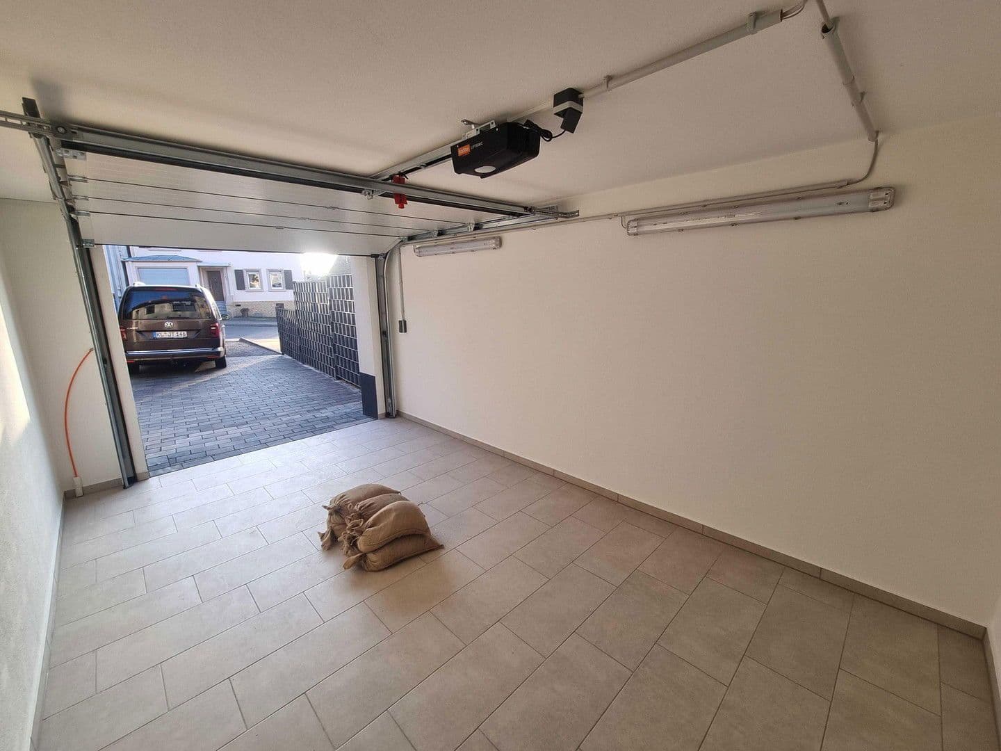 Prodej domu 99 m², pozemek 306 m², Eisenbahnstraße 4a, Steinwenden, Porýní-Falc Prodej domu 99 m², pozemek 306 m², Eisenbahnstraße 4a, Steinwenden, Porýní-Falc