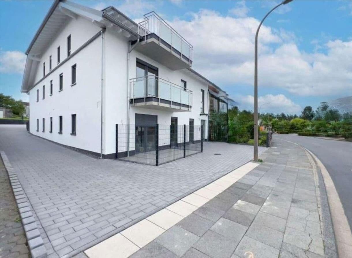 Prodej bytu 3+1 75 m², Rheinbach, Severní Porýní-Vestfálsko Prodej bytu 3+1 75 m², Rheinbach, Severní Porýní-Vestfálsko