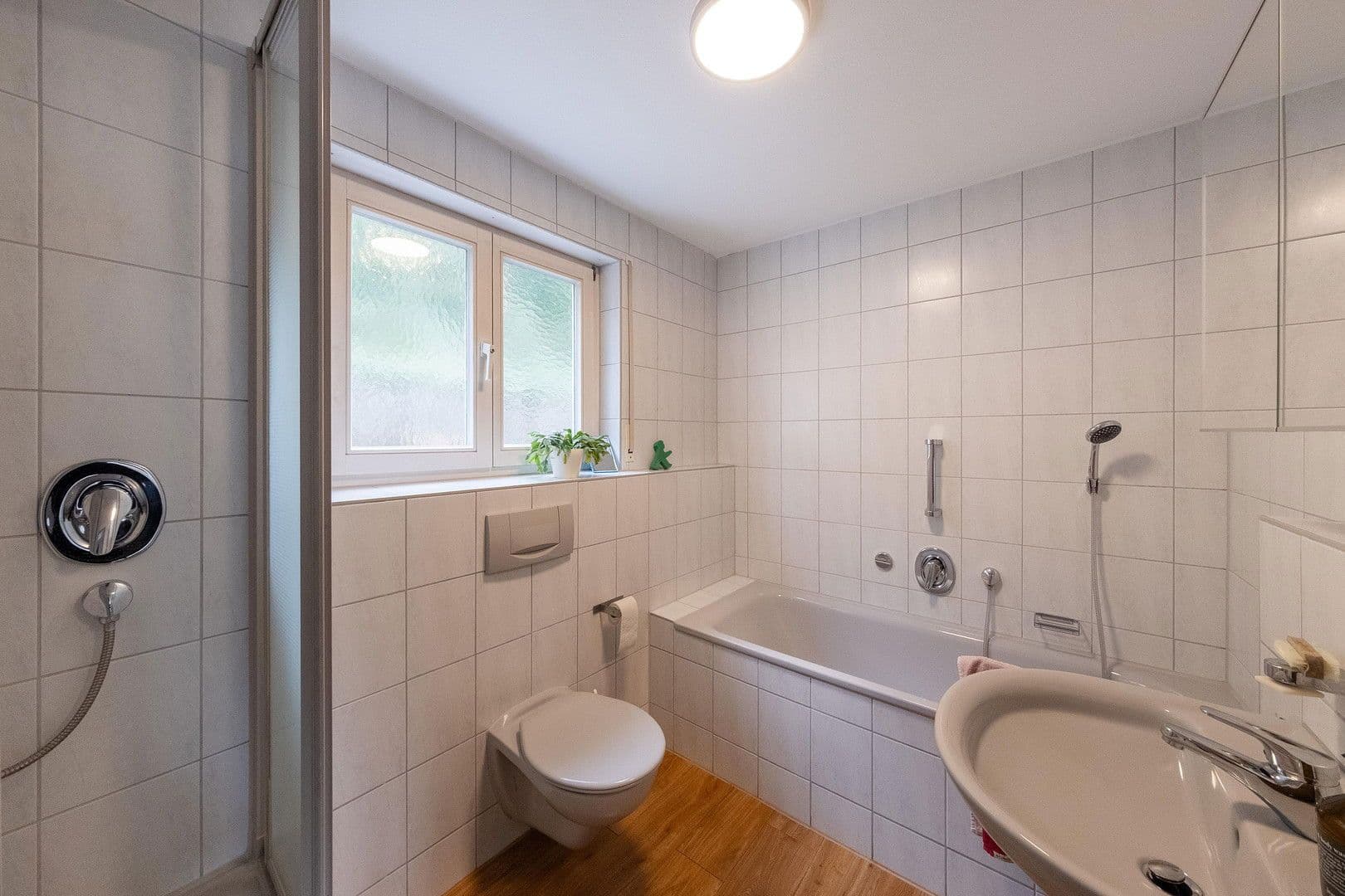 Prodej bytu 4+1 94 m², Alte Talstraße 20, Esslingen am Neckar, Bádensko-Württembersko Prodej bytu 4+1 94 m², Alte Talstraße 20, Esslingen am Neckar, Bádensko-Württembersko