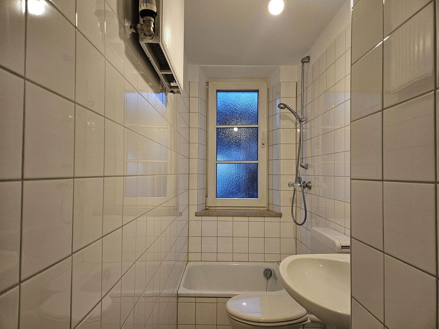 Pronájem bytu 2+1 48 m², Oberbiberger Straße 10, München, Bavorsko Pronájem bytu 2+1 48 m², Oberbiberger Straße 10, München, Bavorsko