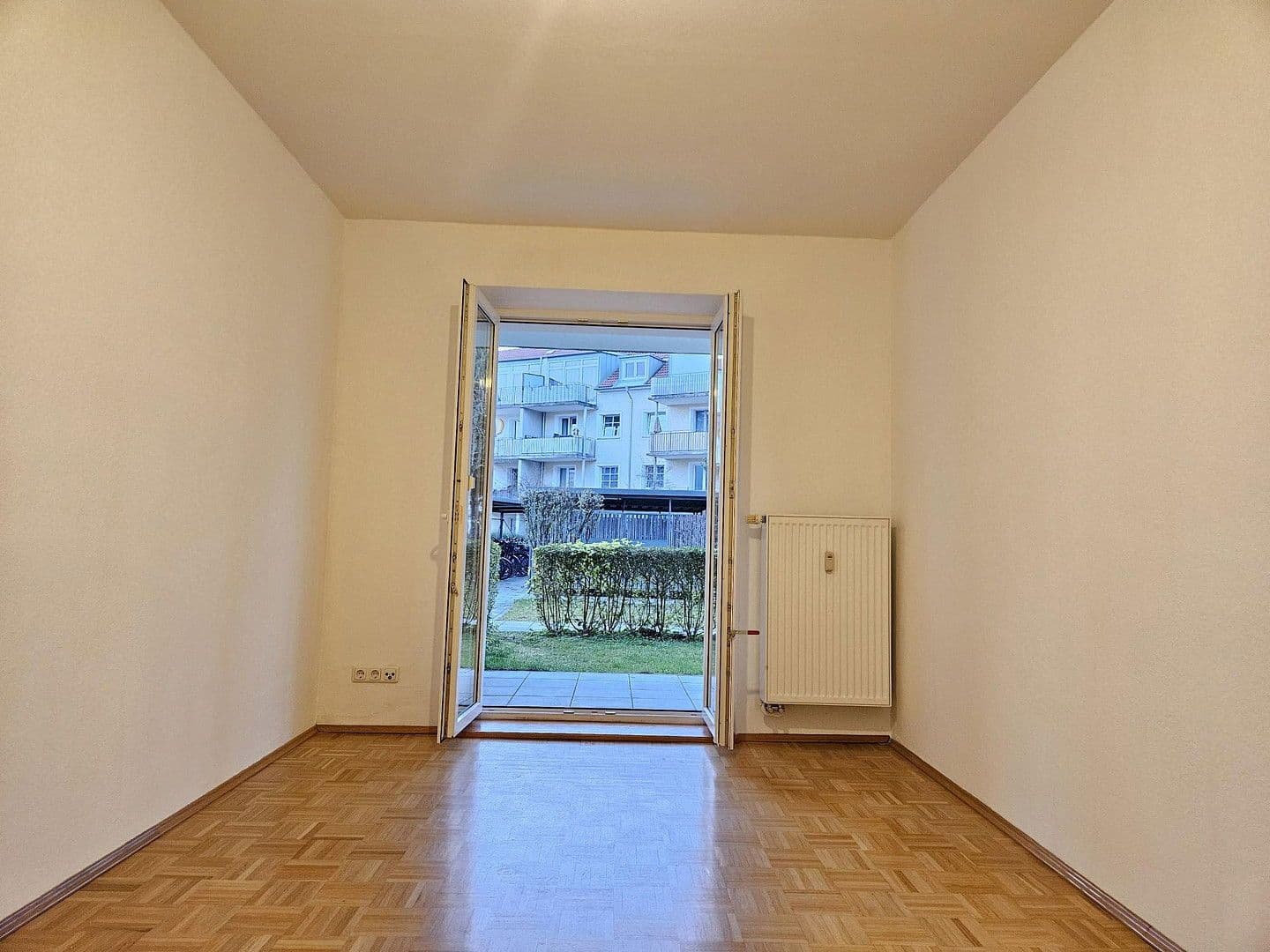 Pronájem bytu 2+1 48 m², Oberbiberger Straße 10, München, Bavorsko Pronájem bytu 2+1 48 m², Oberbiberger Straße 10, München, Bavorsko