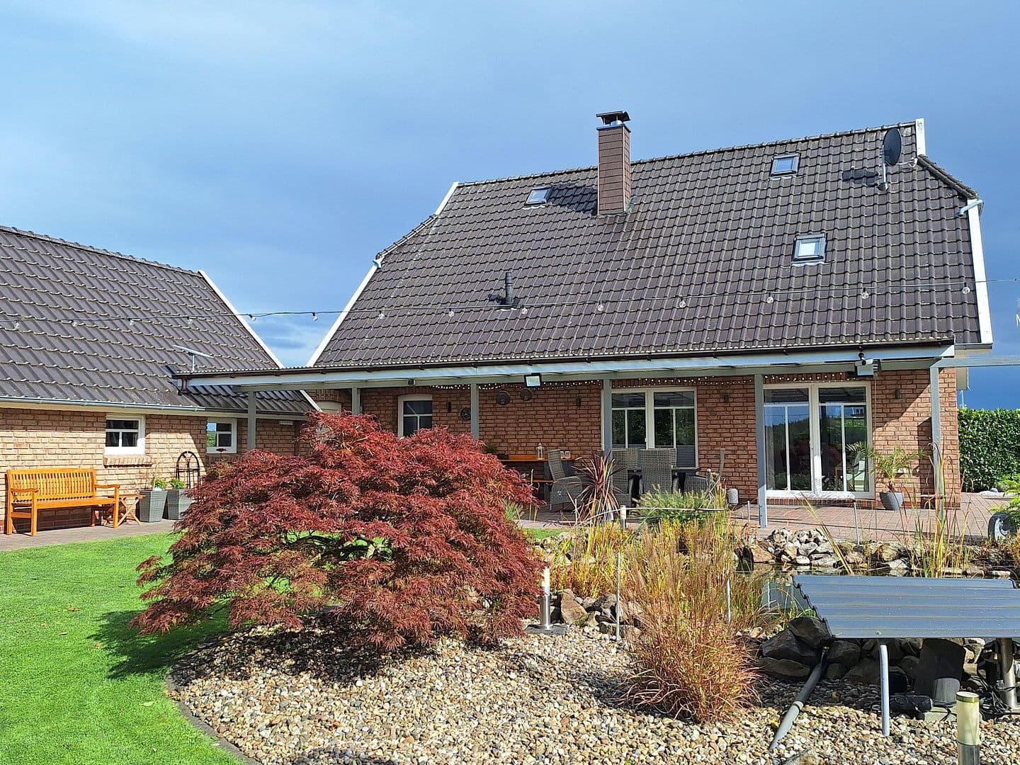 Prodej domu 156 m², pozemek 1.620 m², Großefehn, Dolní Sasko Prodej domu 156 m², pozemek 1.620 m², Großefehn, Dolní Sasko