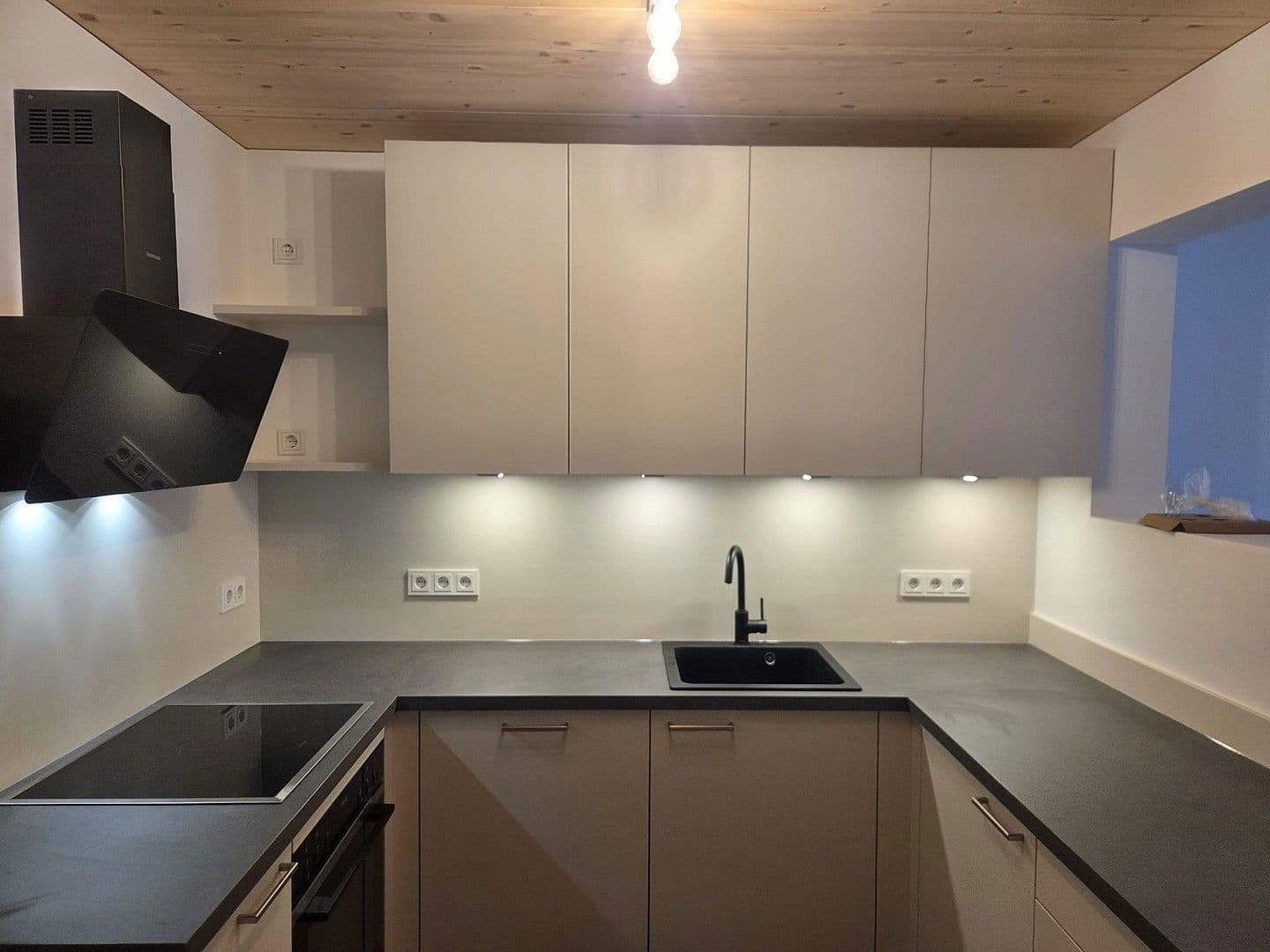 Pronájem bytu 2+1 51 m², Landshuter Straße 51, Wörth a.d.Isar, Bavorsko Pronájem bytu 2+1 51 m², Landshuter Straße 51, Wörth a.d.Isar, Bavorsko