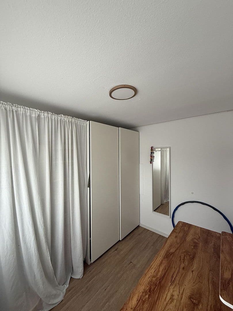 Pronájem bytu 3+kk 85 m², Körschstraße 49, Stuttgart-Plieningen, Bádensko-Württembersko Pronájem bytu 3+kk 85 m², Körschstraße 49, Stuttgart-Plieningen, Bádensko-Württembersko