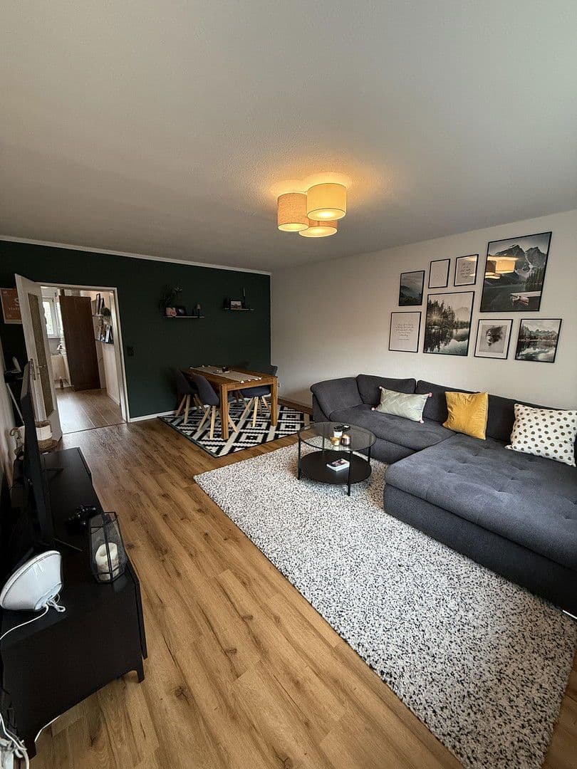 Pronájem bytu 3+kk 85 m², Körschstraße 49, Stuttgart-Plieningen, Bádensko-Württembersko Pronájem bytu 3+kk 85 m², Körschstraße 49, Stuttgart-Plieningen, Bádensko-Württembersko