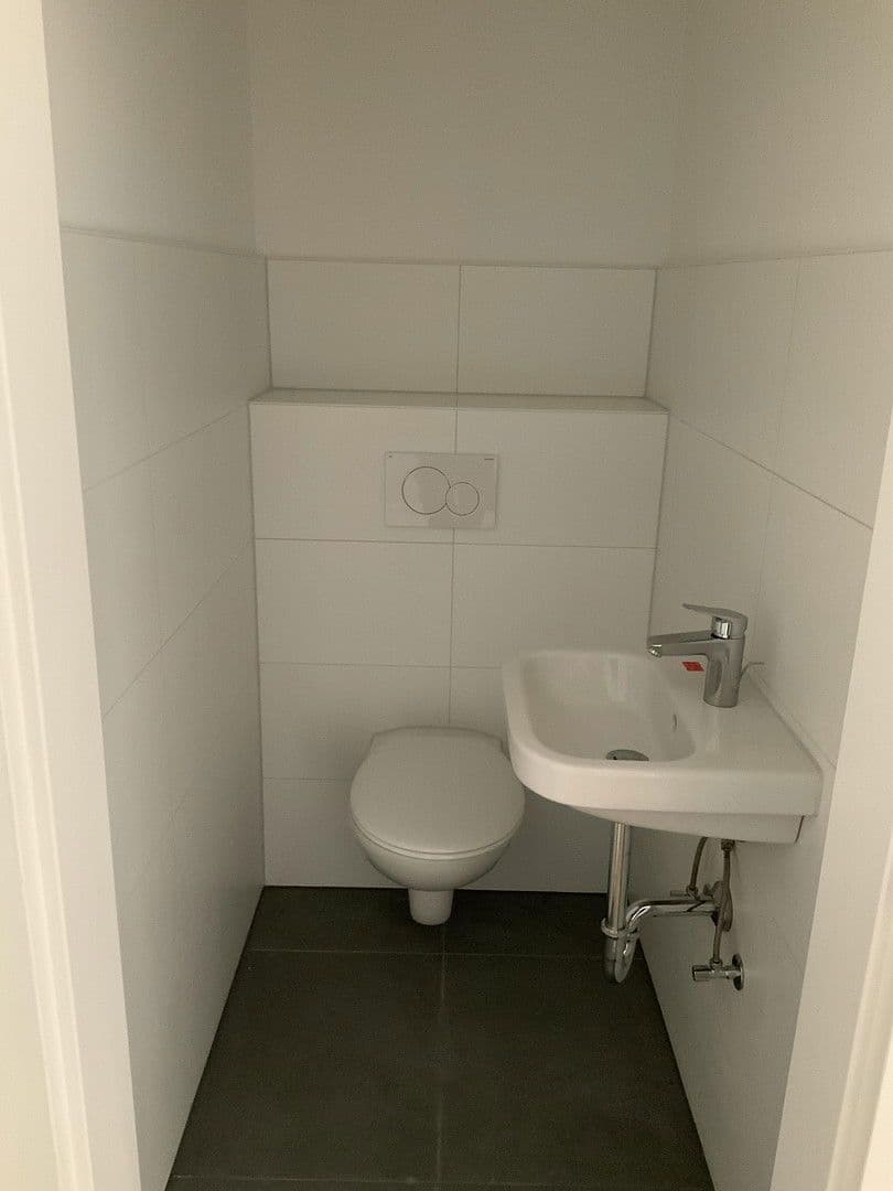 Pronájem bytu 3+1 84 m², Ahornweg 4-18, Hamm (Sieg), Porýní-Falc Pronájem bytu 3+1 84 m², Ahornweg 4-18, Hamm (Sieg), Porýní-Falc