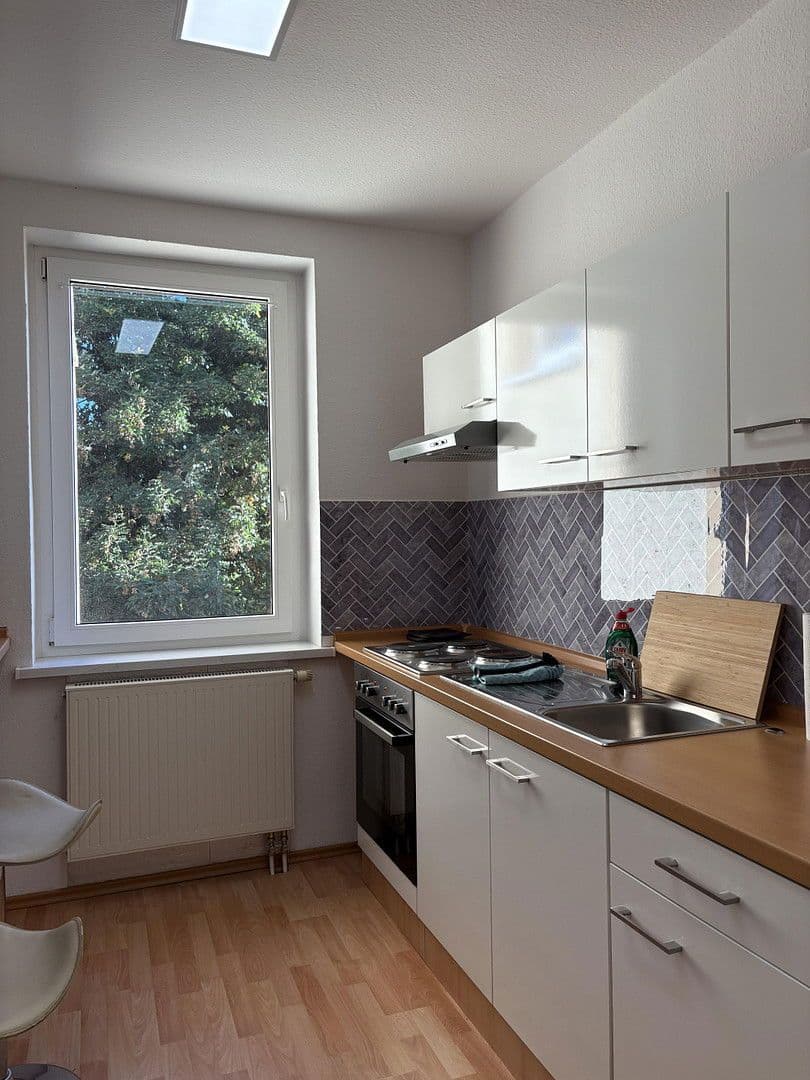 Pronájem bytu 2+1 46 m², Äußere Leipziger Straße 9, Schkeuditz, Sasko Pronájem bytu 2+1 46 m², Äußere Leipziger Straße 9, Schkeuditz, Sasko