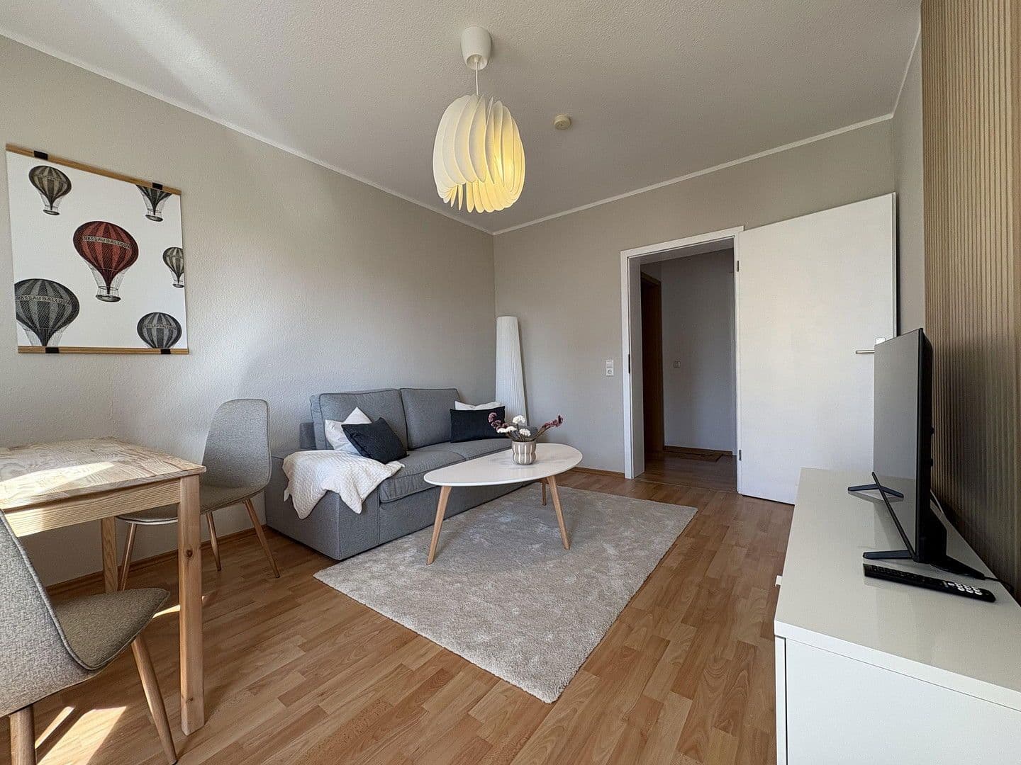 Pronájem bytu 2+1 46 m², Äußere Leipziger Straße 9, Schkeuditz, Sasko Pronájem bytu 2+1 46 m², Äußere Leipziger Straße 9, Schkeuditz, Sasko