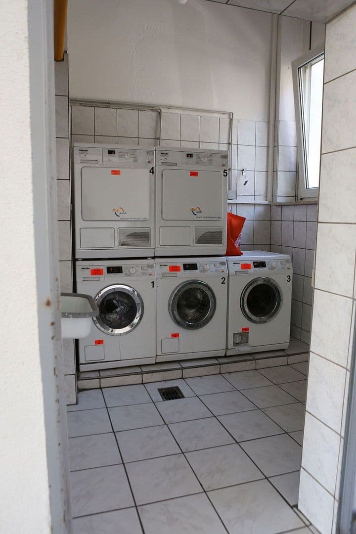 Pronájem bytu 1+1 30 m², Leyherstraße 10, Fürth, Bavorsko Pronájem bytu 1+1 30 m², Leyherstraße 10, Fürth, Bavorsko