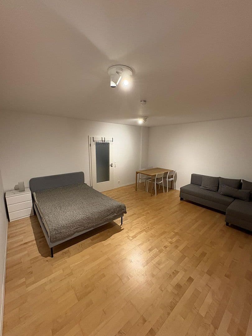 Pronájem bytu 1+1 30 m², Leyherstraße 10, Fürth, Bavorsko Pronájem bytu 1+1 30 m², Leyherstraße 10, Fürth, Bavorsko