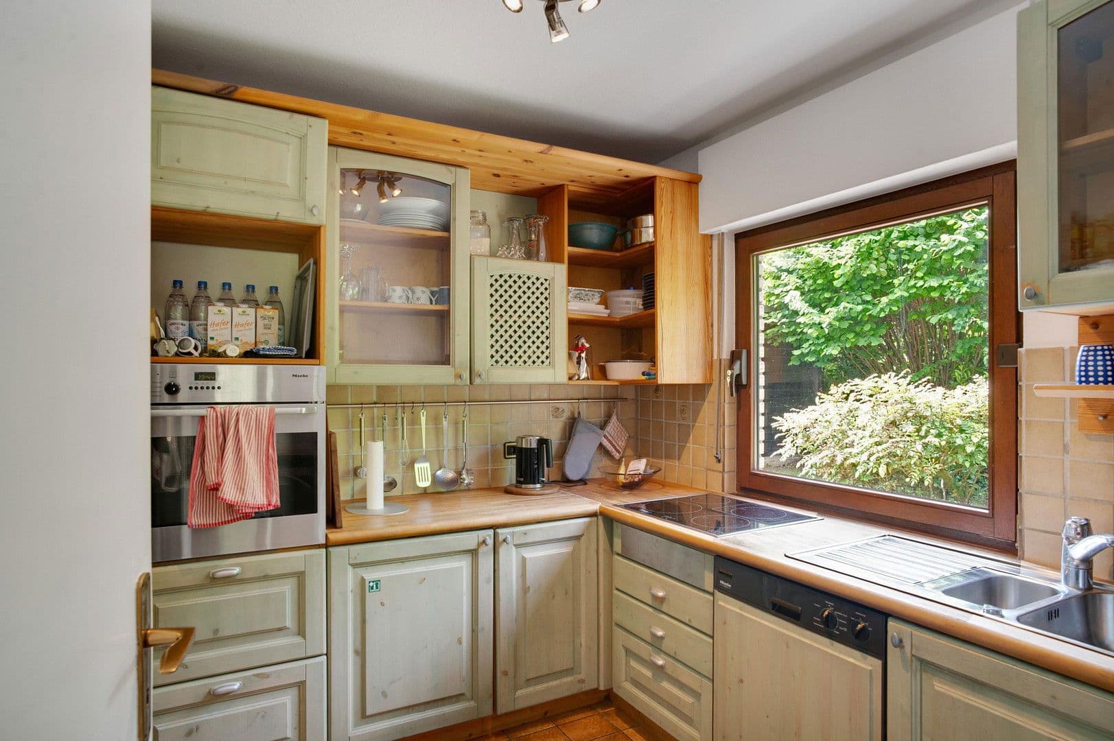 Prodej domu 150 m², pozemek 1.367 m², Meerkatz 16, Rheinbach, Severní Porýní-Vestfálsko Prodej domu 150 m², pozemek 1.367 m², Meerkatz 16, Rheinbach, Severní Porýní-Vestfálsko