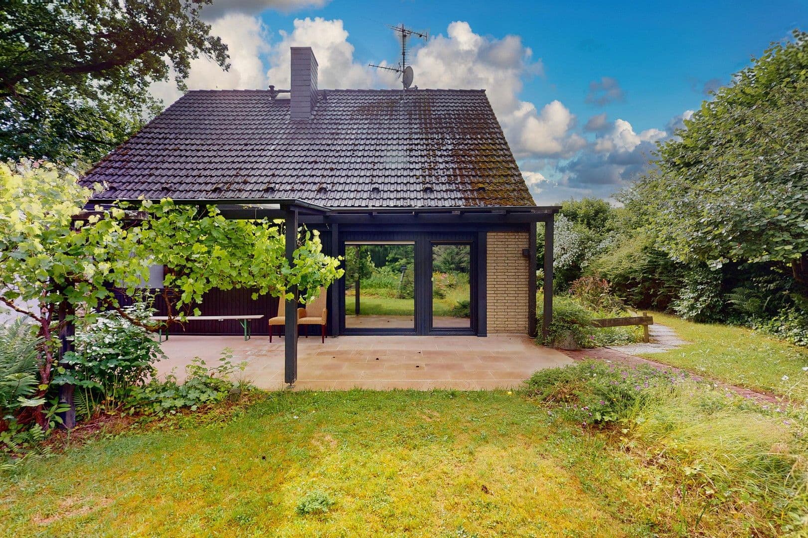 Prodej domu 150 m², pozemek 1.367 m², Meerkatz 16, Rheinbach, Severní Porýní-Vestfálsko Prodej domu 150 m², pozemek 1.367 m², Meerkatz 16, Rheinbach, Severní Porýní-Vestfálsko