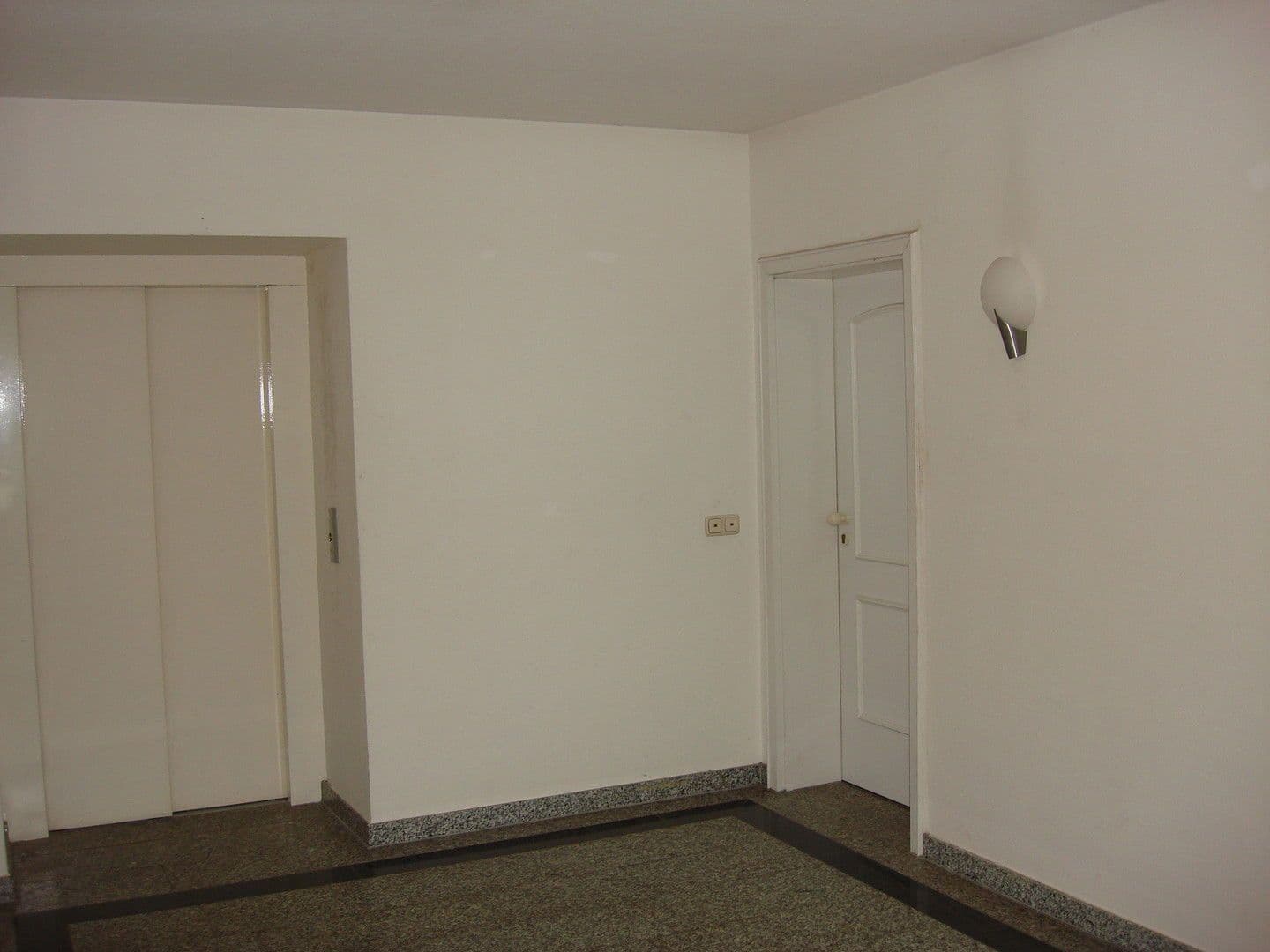 Pronájem bytu 2+1 52 m², Hegelstraße 19, Magdeburg, Sasko-Anhaltsko Pronájem bytu 2+1 52 m², Hegelstraße 19, Magdeburg, Sasko-Anhaltsko