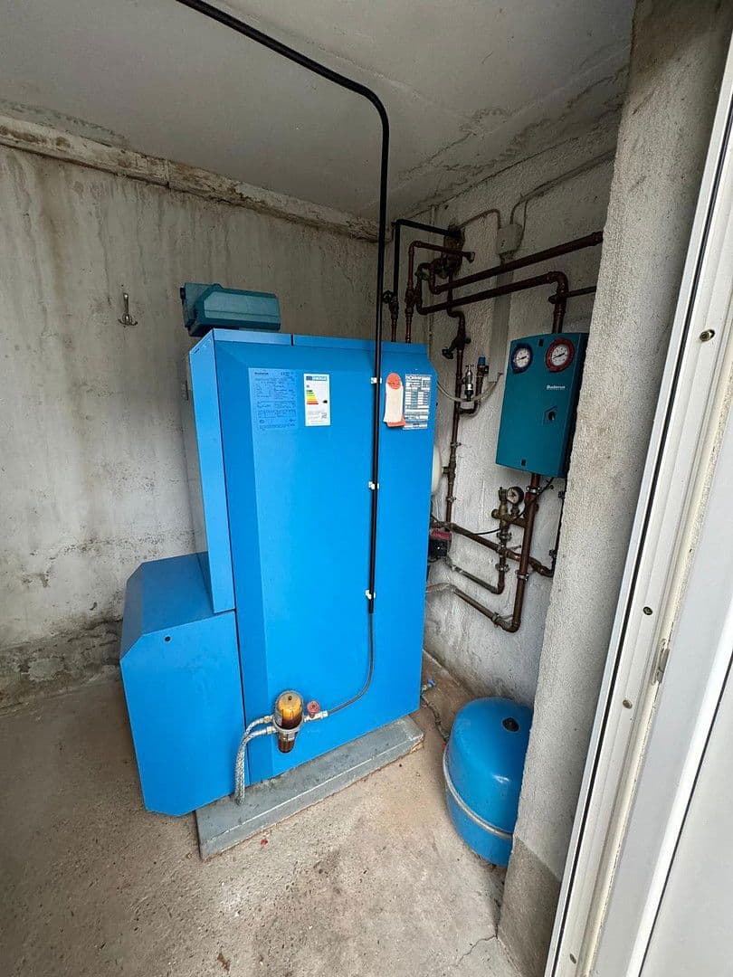 Prodej domu 200 m², pozemek 211 m², Stein-Bockenheim, Porýní-Falc Prodej domu 200 m², pozemek 211 m², Stein-Bockenheim, Porýní-Falc