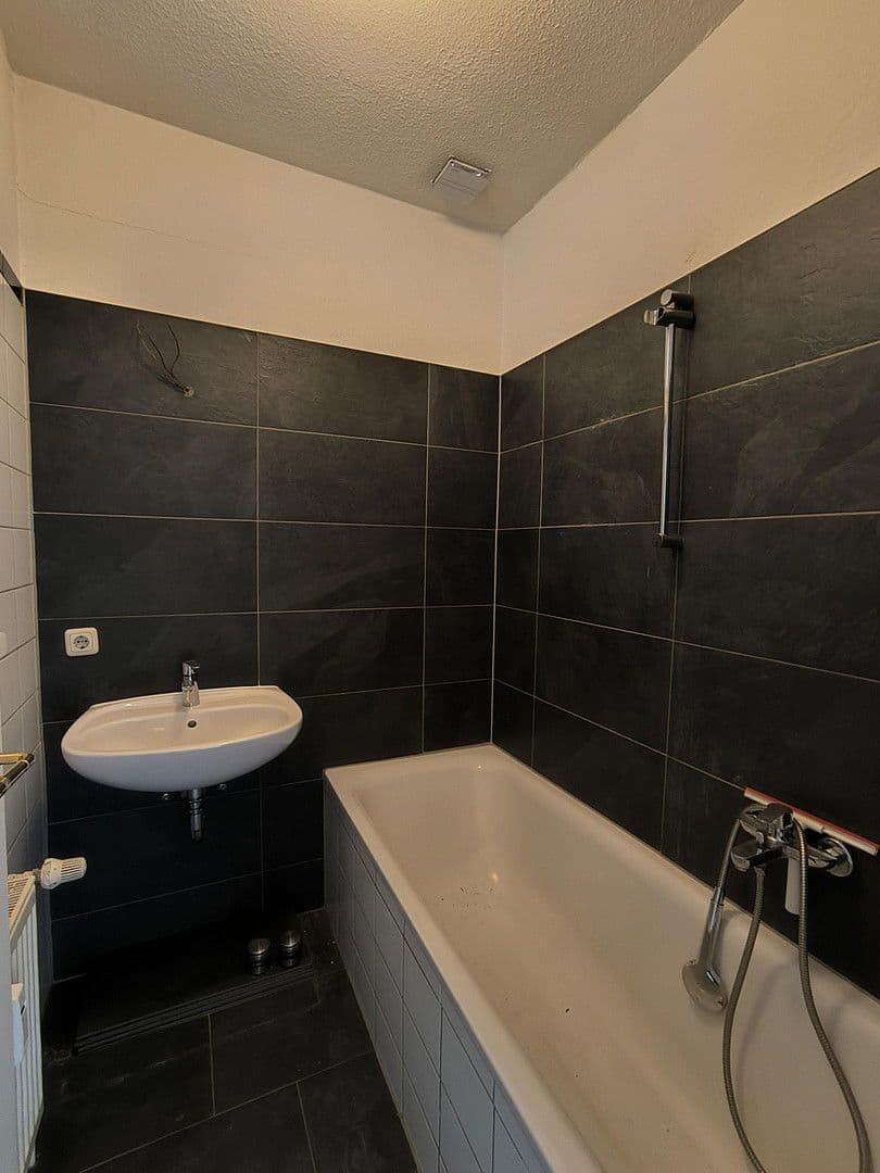 Pronájem bytu 1+1 59 m², Olvenstedter Straße 41, Magdeburg, Sasko-Anhaltsko Pronájem bytu 1+1 59 m², Olvenstedter Straße 41, Magdeburg, Sasko-Anhaltsko