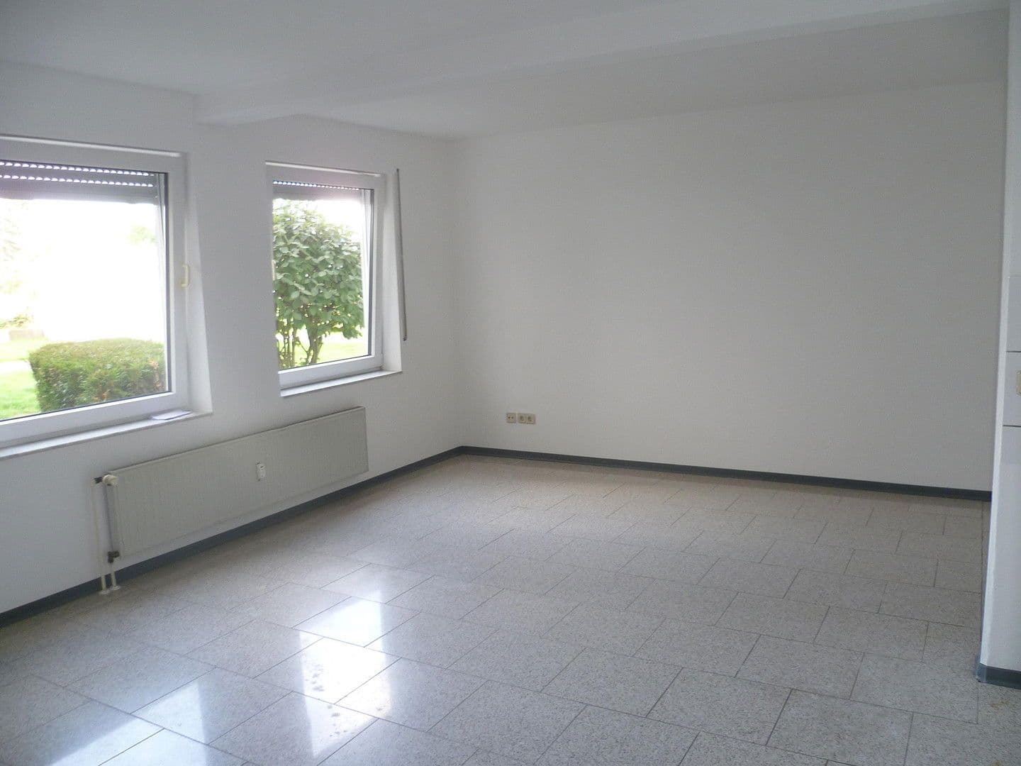Prodej domu 2.500 m², pozemek 35.236 m², Kerpen, Severní Porýní-Vestfálsko Prodej domu 2.500 m², pozemek 35.236 m², Kerpen, Severní Porýní-Vestfálsko