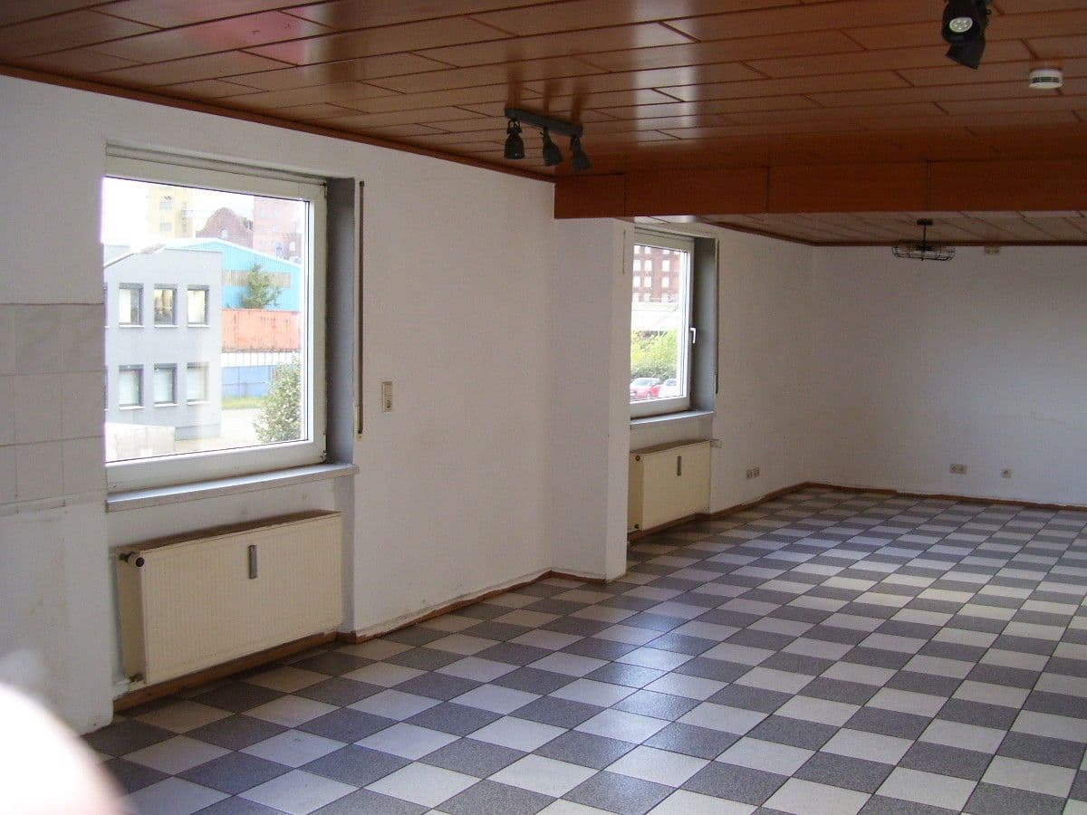 Pronájem bytu 4+1 116 m², Lagerstraße 12, Mannheim, Bádensko-Württembersko Pronájem bytu 4+1 116 m², Lagerstraße 12, Mannheim, Bádensko-Württembersko