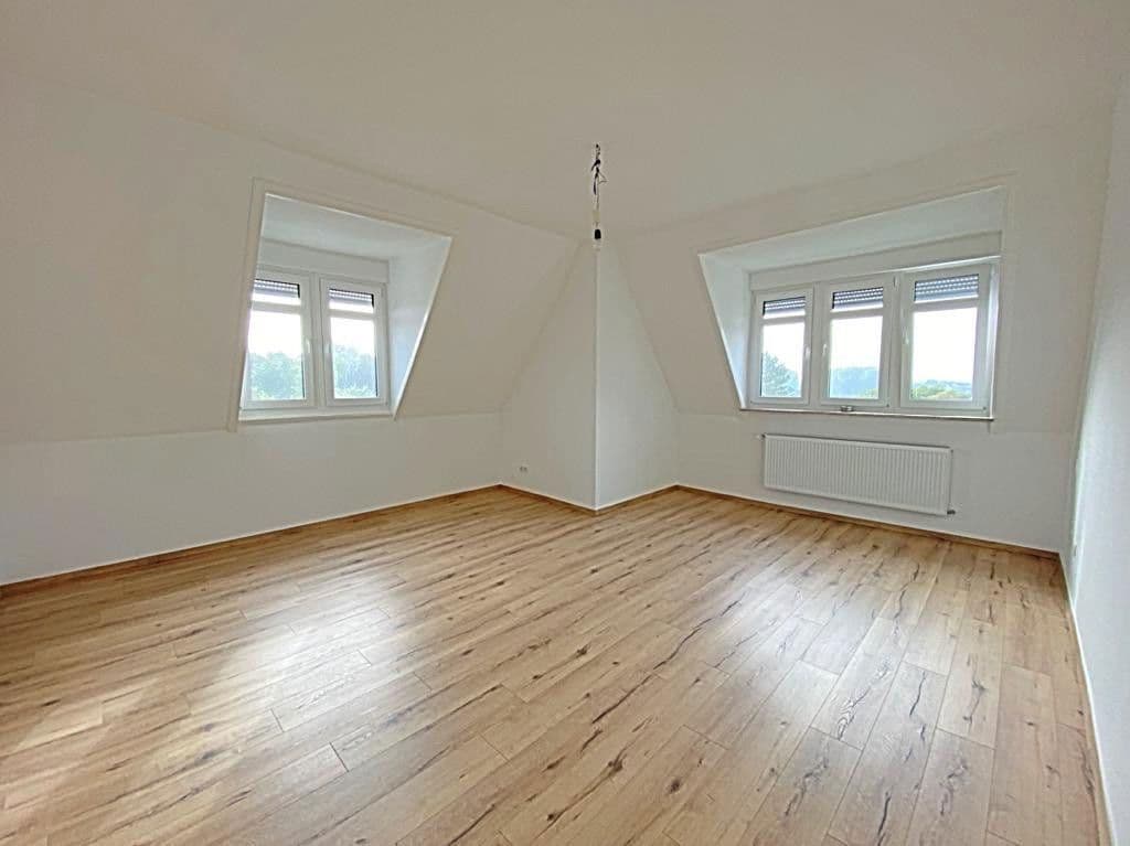Pronájem bytu 3+1 120 m², Klosterstraße 19, Neuwied, Porýní-Falc Pronájem bytu 3+1 120 m², Klosterstraße 19, Neuwied, Porýní-Falc