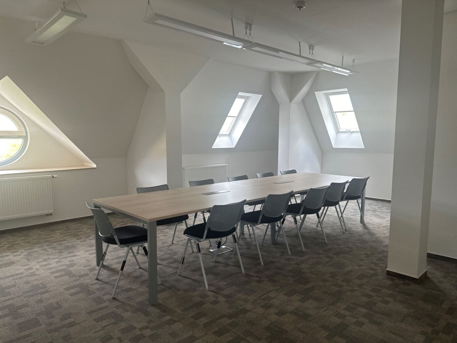 Pronájem kanceláře 144 m², Na Sklípku, Ústí nad Labem, Ústecký kraj Pronájem kanceláře 144 m², Na Sklípku, Ústí nad Labem, Ústecký kraj