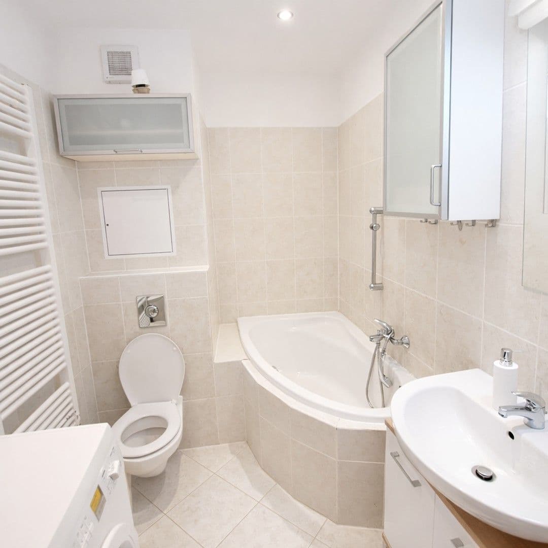 Pronájem bytu 2+kk 45 m², Holubí, Praha, Praha Pronájem bytu 2+kk 45 m², Holubí, Praha, Praha