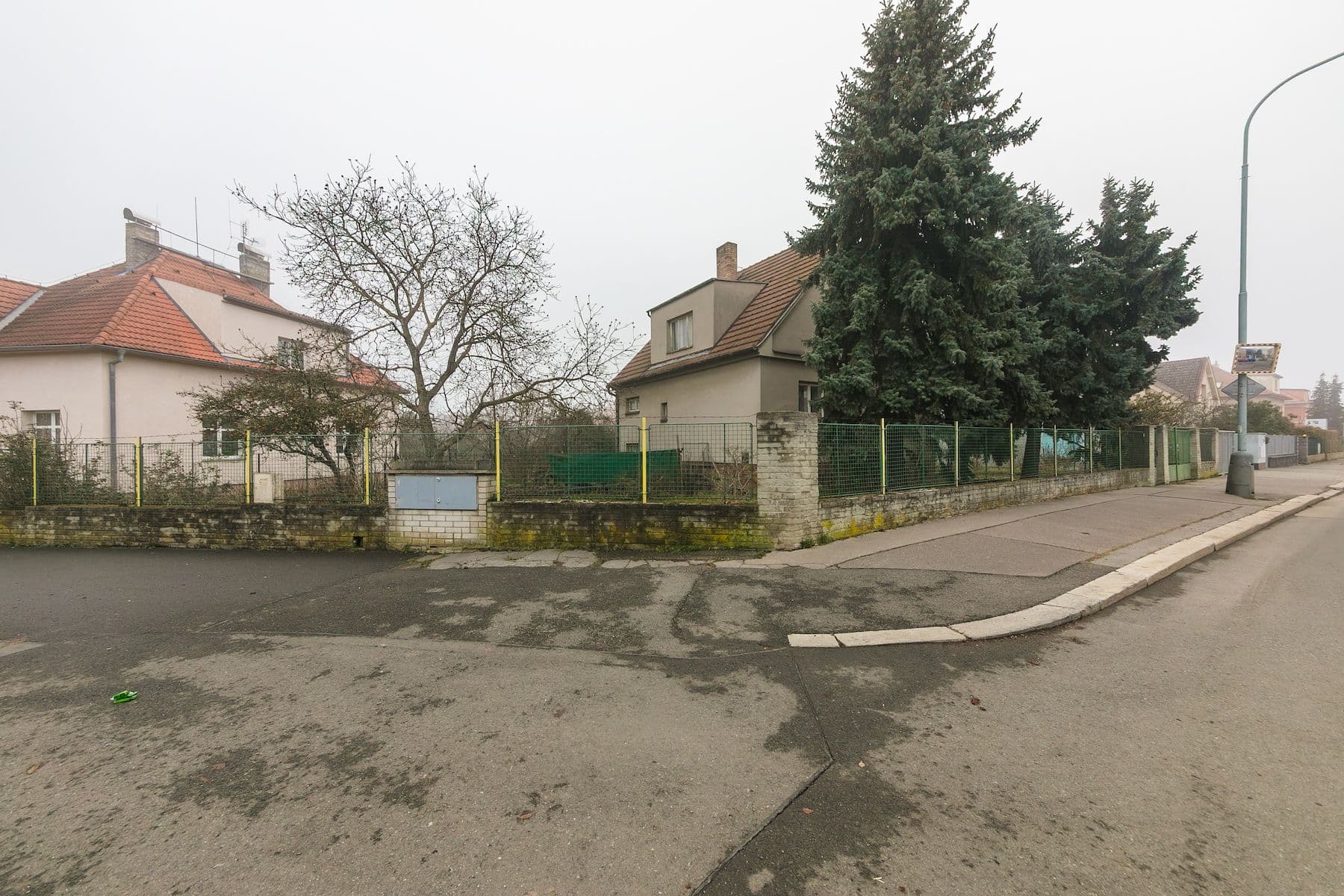 Prodej pozemku 907 m², Suchdolská, Praha, Praha Prodej pozemku 907 m², Suchdolská, Praha, Praha